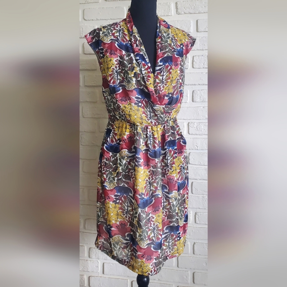 Molly Bracken Floral Dress Surpliced w/ Pockets Retro Mad Men Green, Blue Medium